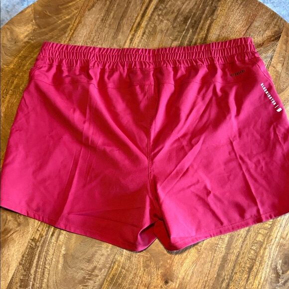 Women’s Adidas Indiana Hoosiers shorts 3XL - Picture 6 of 7